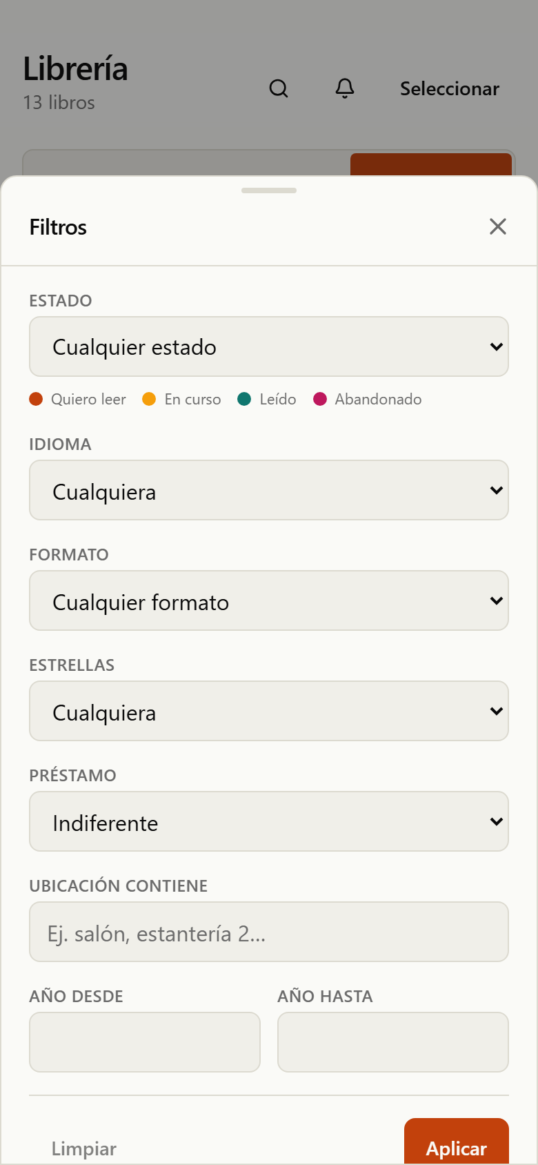Hoja de filtros del catálogo con estado, idioma, formato, estrellas, préstamo, ubicación y rango de años